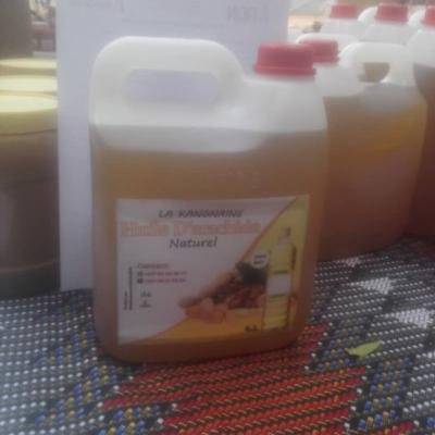 Huile d 'arachide en bidon de 5 litres